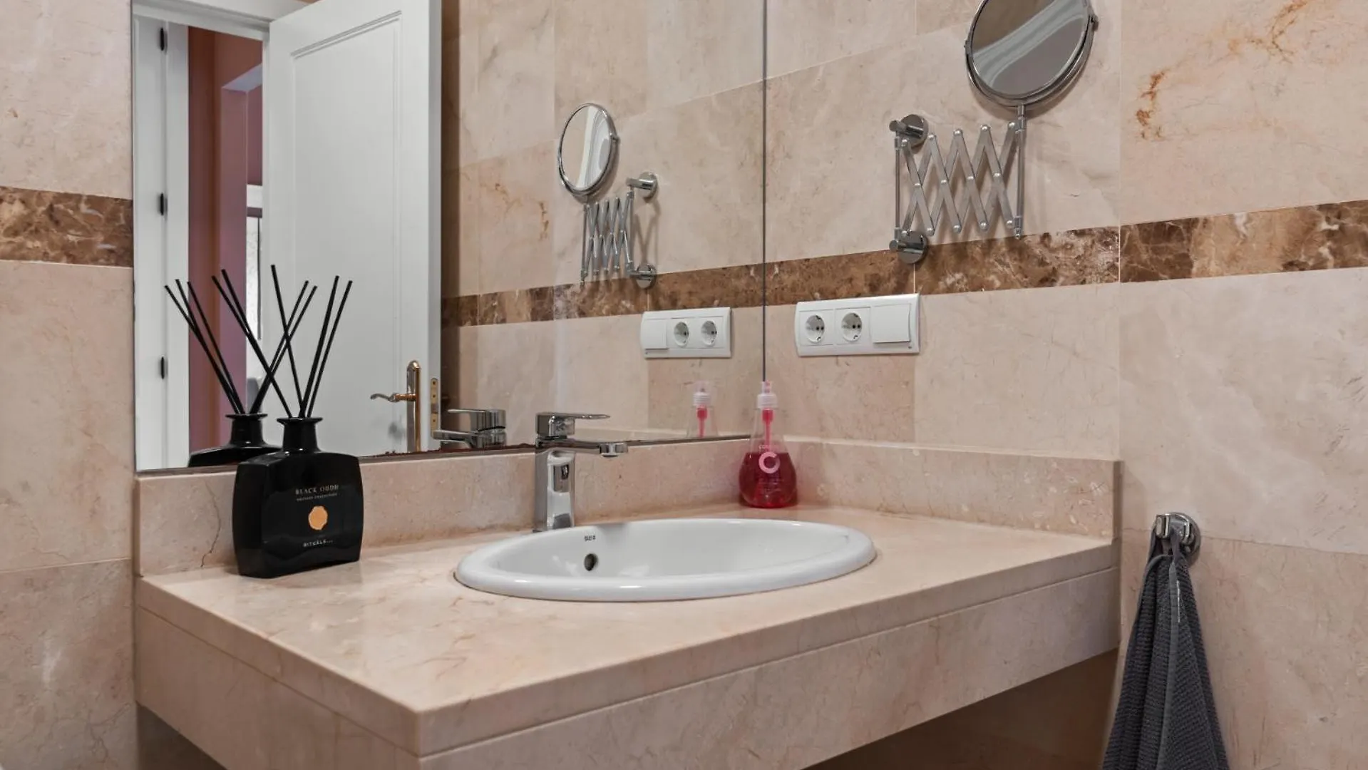Apartment La Fragata Estepona Port